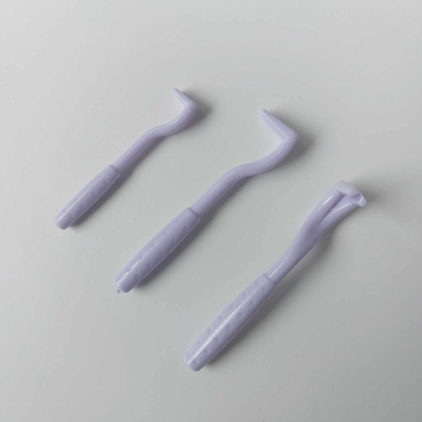 Gentle, twist-lift action for safe tick removal.